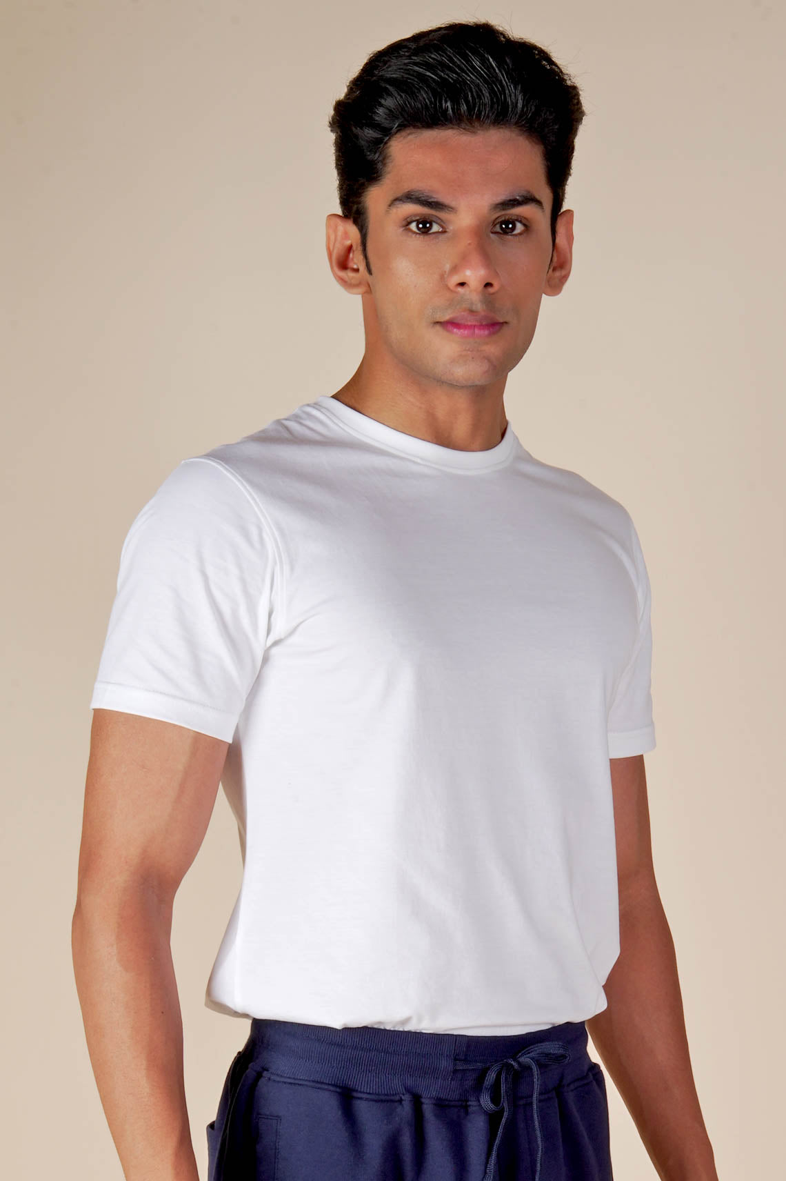Round Neck White Tees