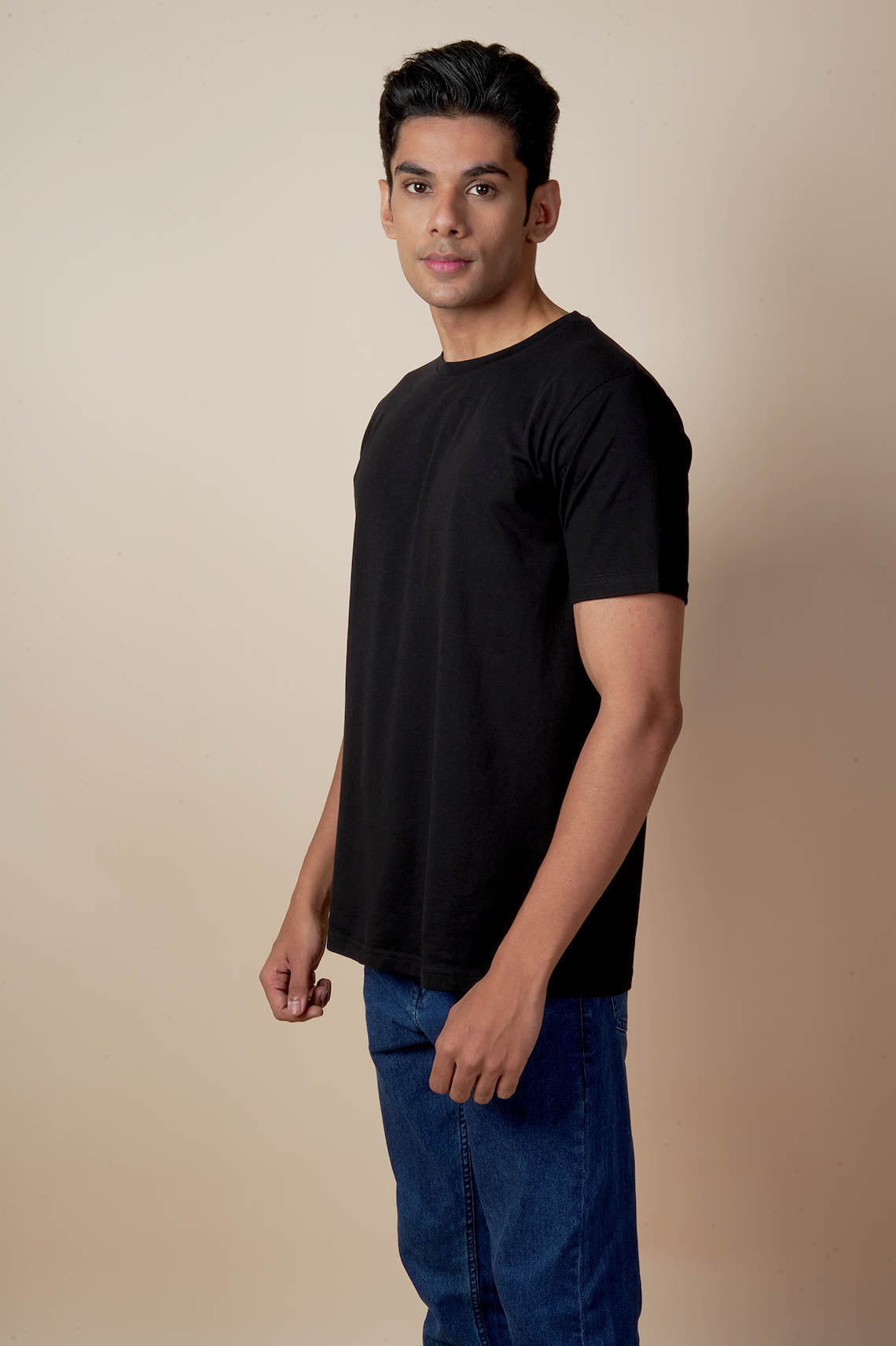Black Round Neck T Shirt