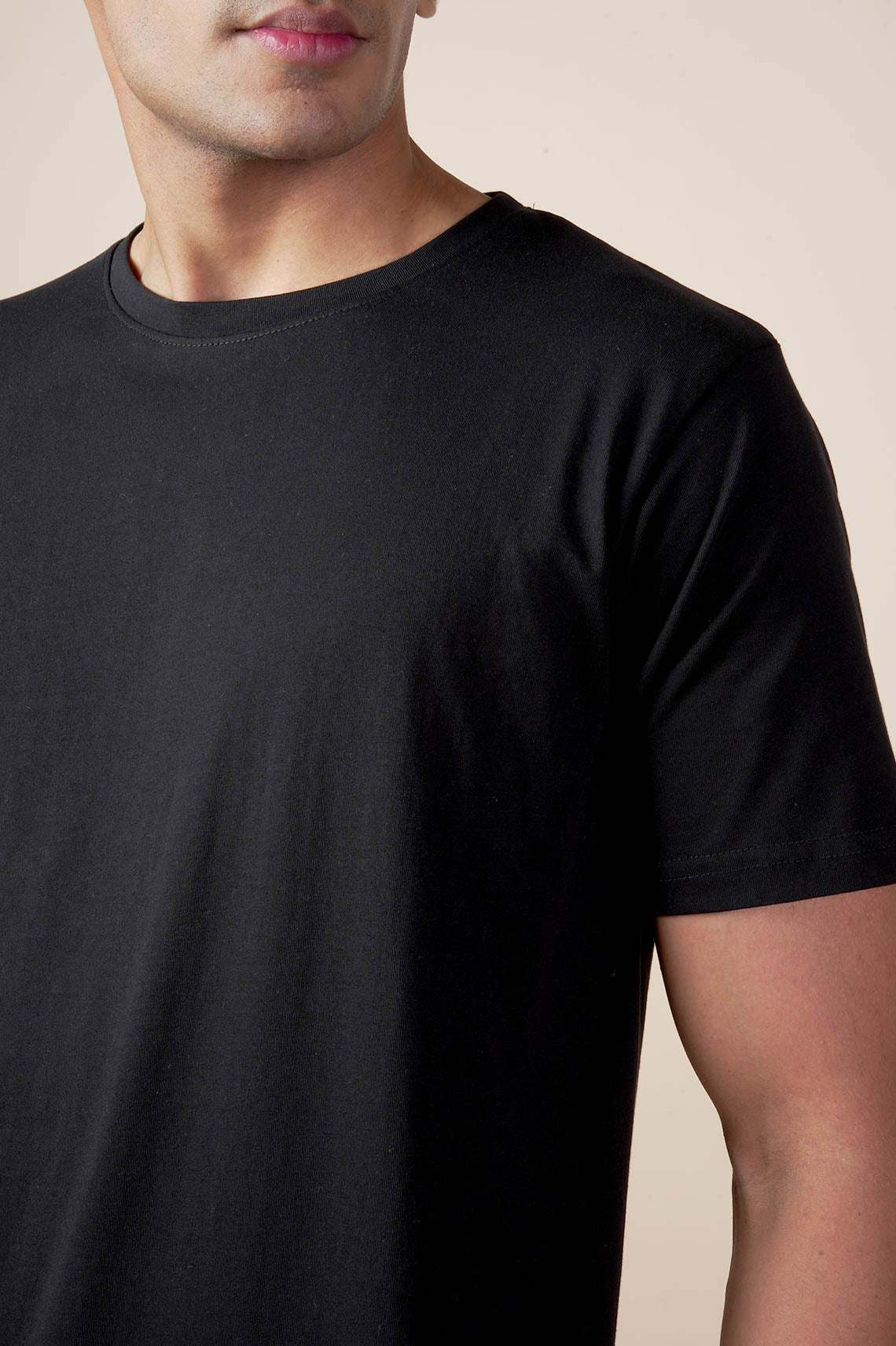 Basic Black Round Neck T Shirt